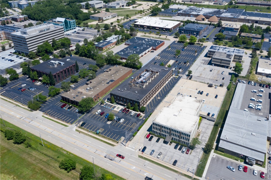 More Photos Of 3659 Green Rd, Beachwood Medical For Lease