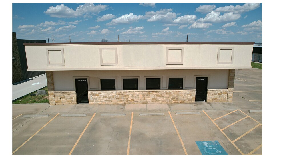 Primary Photo Of 12105 Indiana Ave, Lubbock Medical For Sale