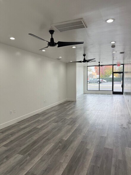 More Photos Of 514-520 McHenry Ave, Modesto Storefront For Lease