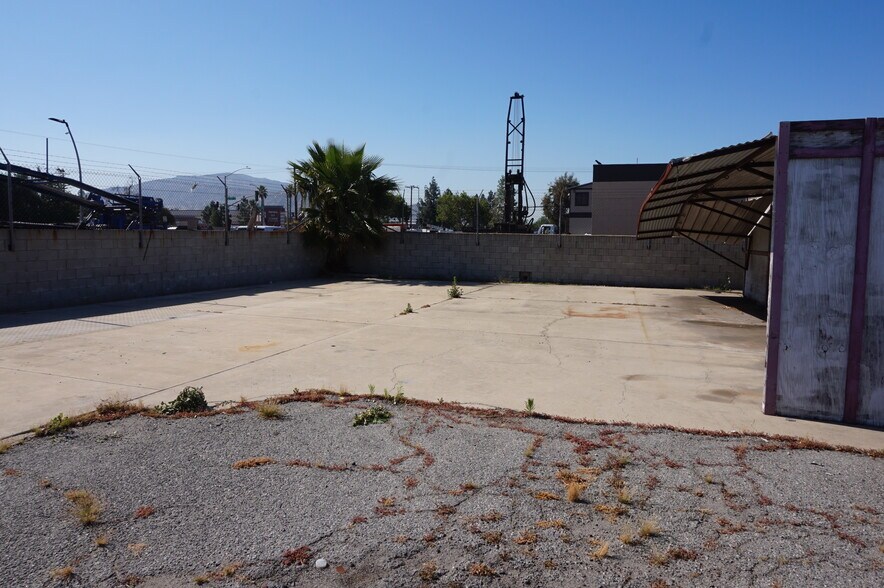 More Photos Of 15251 Boyle Ave, Fontana Warehouse For Sale