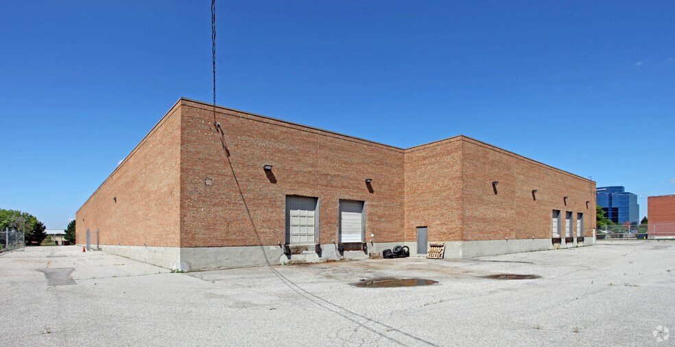 More Photos Of 500 Cochrane Dr, Markham Light Distribution For Lease