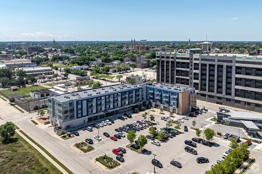 More Photos Of 1320 S 1st St, Milwaukee Apartments For Lease