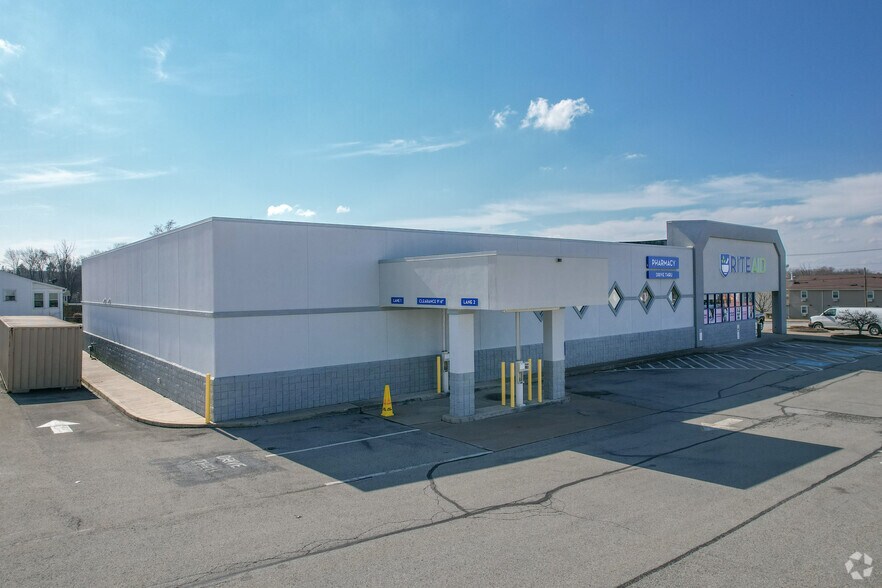 More Photos Of 222 Y St, Derry Drugstore For Sale