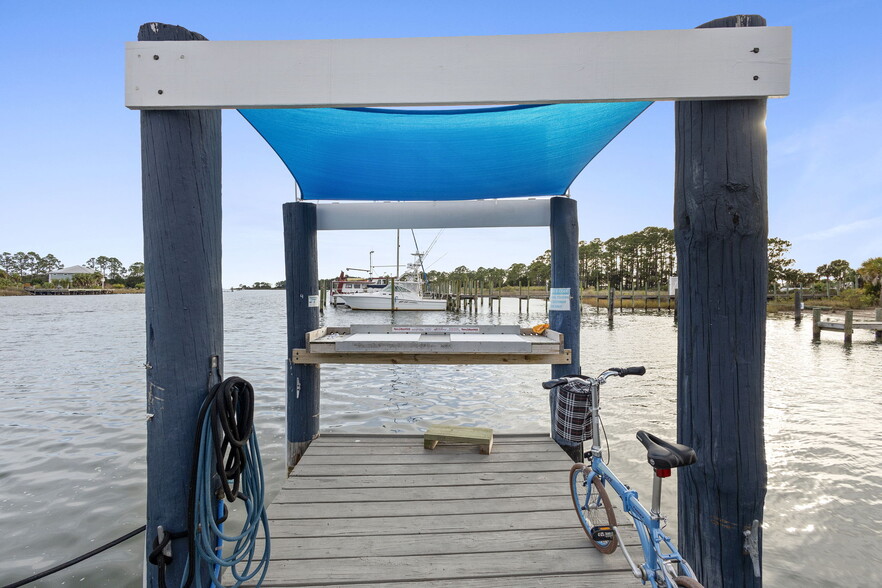 More Photos Of 275 Timber Island Rd, Carrabelle Restaurant For Sale