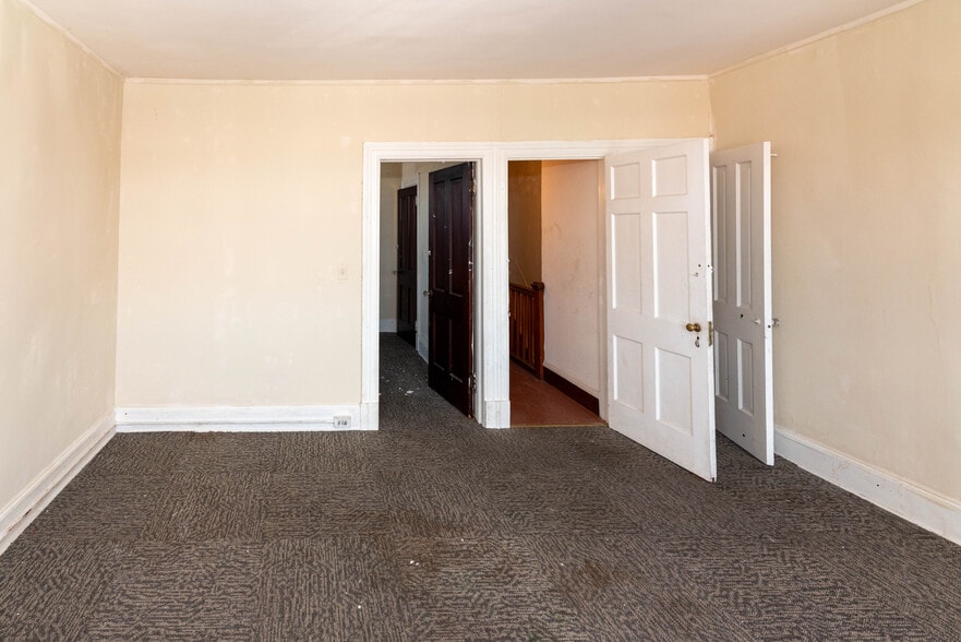 More Photos Of 2211 E Monument St, Baltimore Storefront Retail Residential For Sale