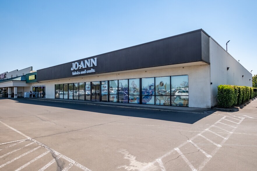 More Photos Of 2248 Santiam Hwy SE, Albany Freestanding For Lease