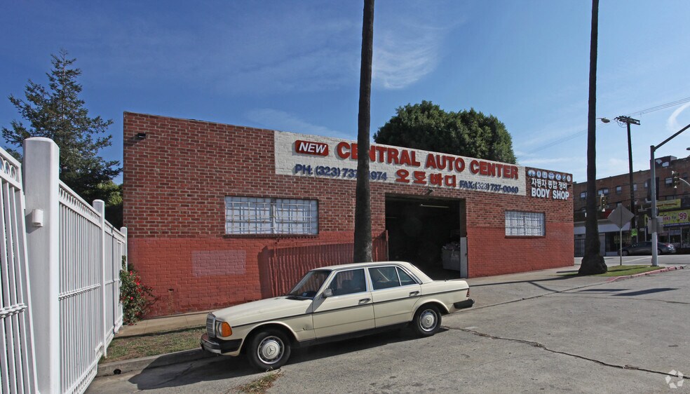 More Photos Of 3255 W Pico Blvd, Los Angeles Auto Repair For Sale