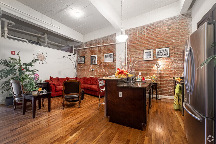 More Photos Of 311-313 W Baltimore St, Baltimore Apartments For Sale