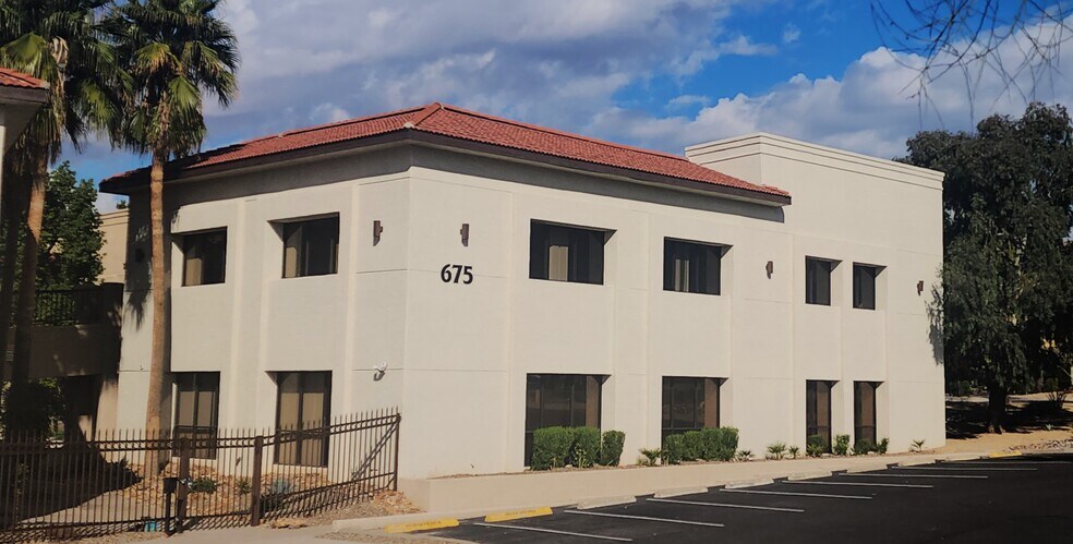 More Photos Of 675 E River Rd, Tucson Medical For Sale