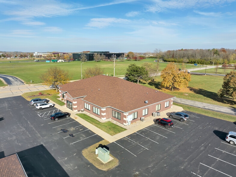 More Photos Of 2109 E Capitol Dr, Appleton Office For Lease