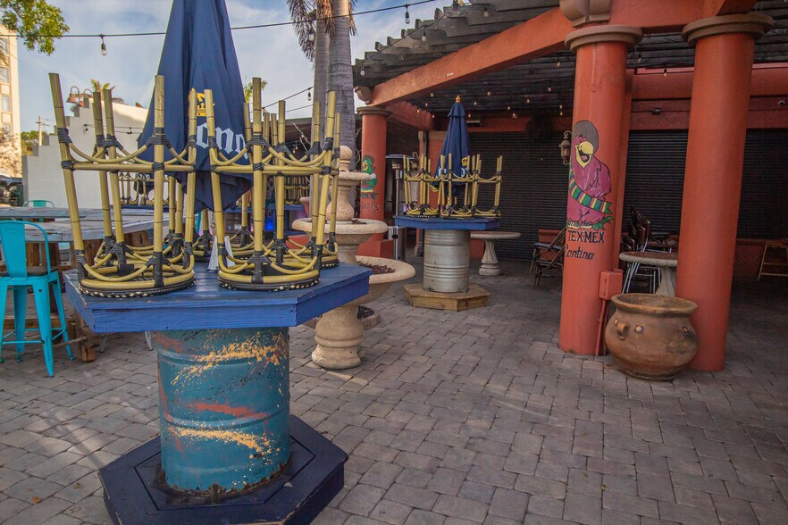 More Photos Of 130 Tamiami Trl, Punta Gorda Restaurant For Sale