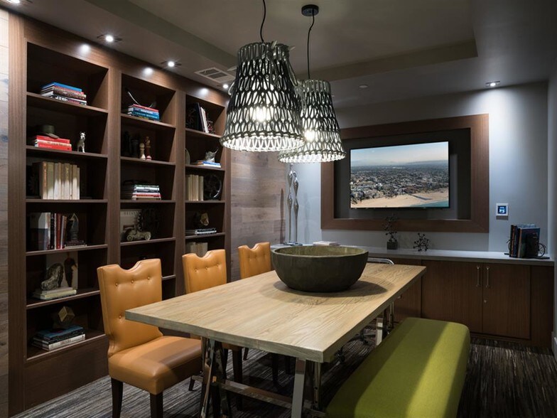 More Photos Of 905 E 2nd St, Los Angeles Apartments For Lease