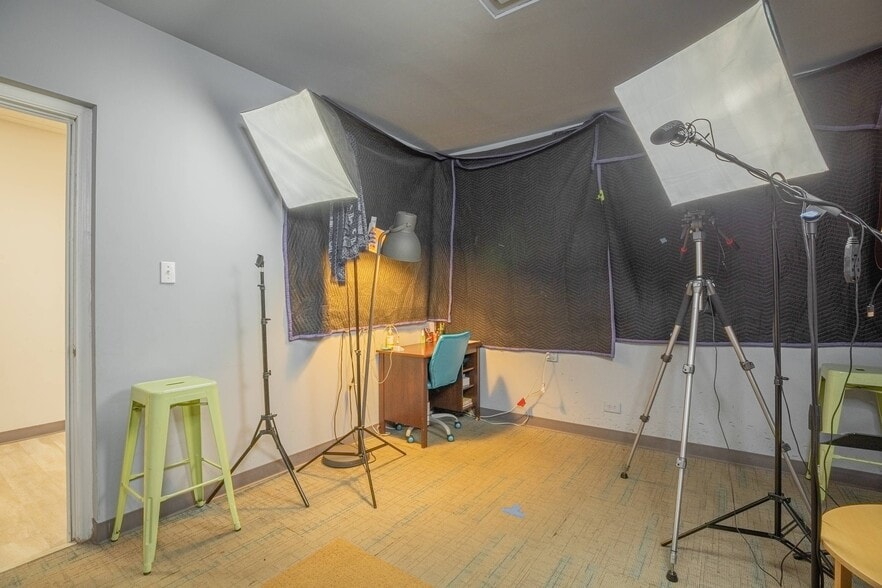 More Photos Of 48 Griffin St, McDonough Storefront For Sale