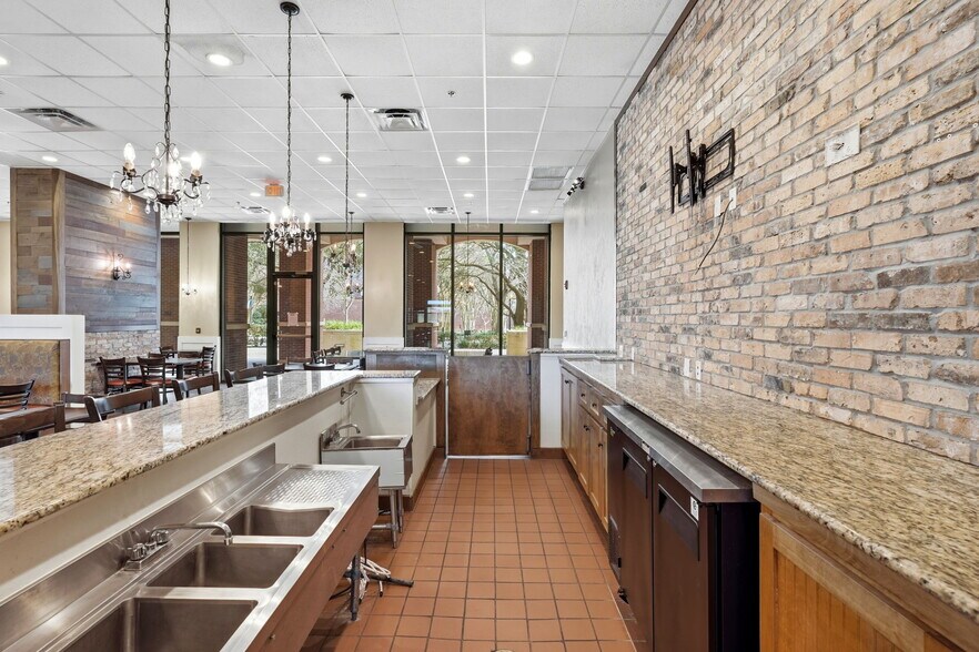 More Photos Of 300 S Duval St, Tallahassee Apartments For Sale