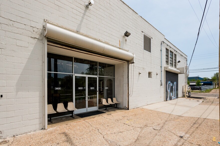 More Photos Of 2905 Beaufait St, Detroit Warehouse For Sale