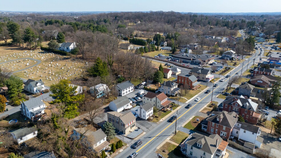 More Photos Of 2603 Lititz Pike, Lancaster General Retail For Sale