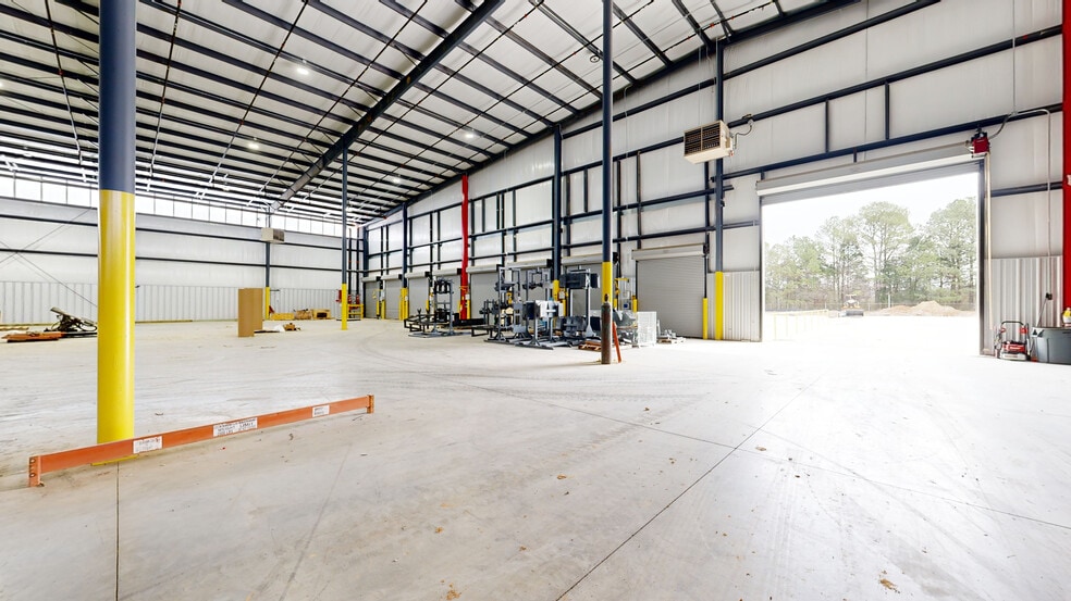 More Photos Of 3000 20th St NE, Cleveland Unknown For Lease