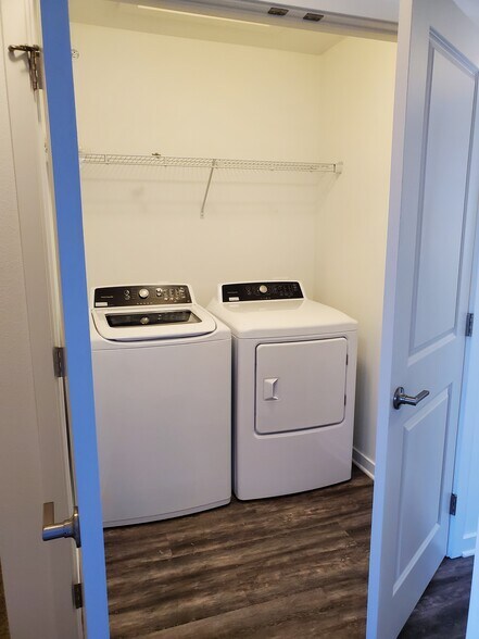More Photos Of 210 Wilson St, Van Meter Apartments For Sale
