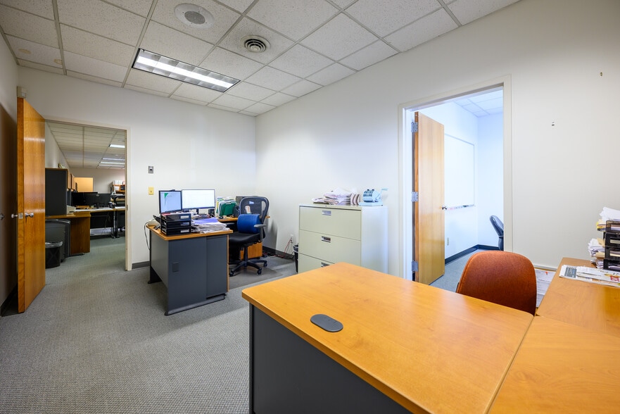 More Photos Of 307 W Pleasantview Ave, Hackensack Warehouse For Sale