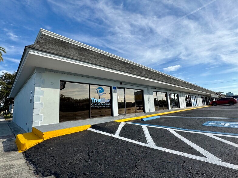 More Photos Of 4239-4255 W Kennedy Blvd, Tampa Unknown For Lease