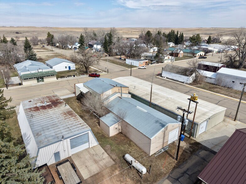 More Photos Of 28 E Main St, Halliday Self Storage For Sale