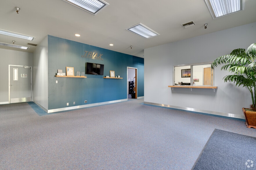 More Photos Of 1880 SW Merlo Dr, Beaverton Warehouse For Lease