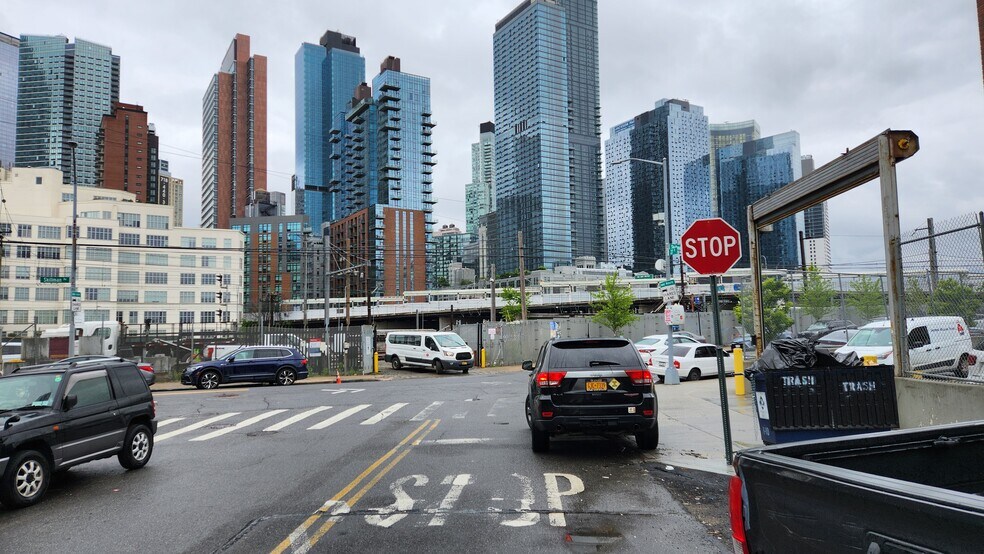 More Photos Of 4613 27th St, Long Island City Manufacturing For Sale