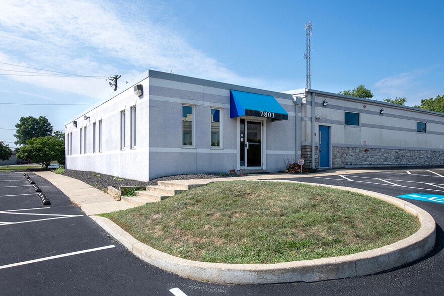 More Photos Of 7801 NW Freedom Ave, North Canton Warehouse For Lease