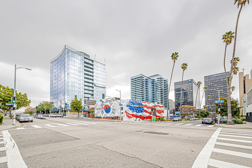 Primary Photo Of 3680 W 6th St, Los Angeles Restaurant For Sale