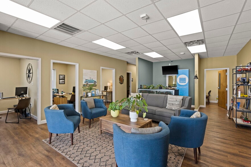 More Photos Of 118 Rainbow Lake Rd, Boiling Springs Auto Dealership For Sale