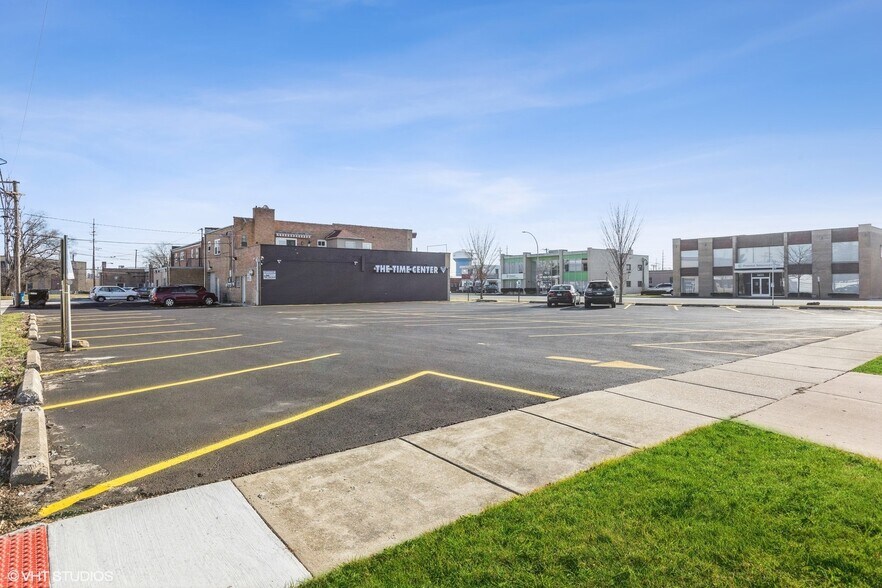 Primary Photo Of 9848 W Roosevelt Rd, Westchester Land For Sale