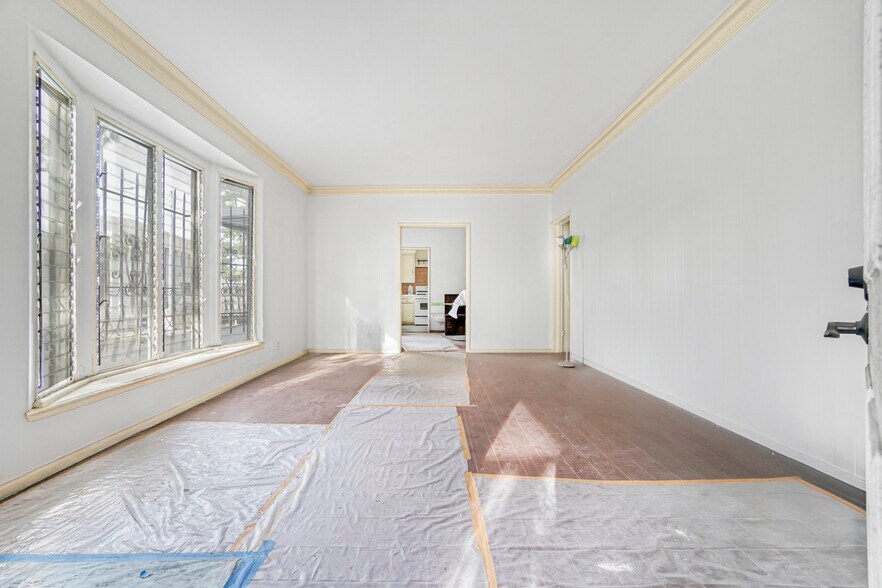 More Photos Of 728 S Genesee Ave, Los Angeles Apartments For Sale