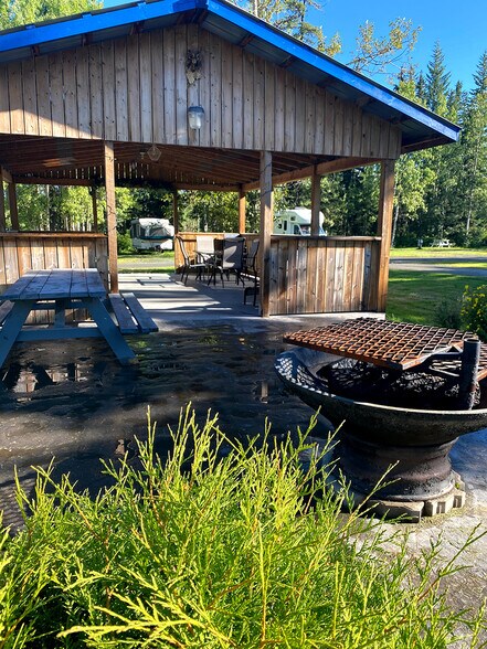 More Photos Of 9180 Cariboo Hwy, Prince George Trailer Camper Park For Sale