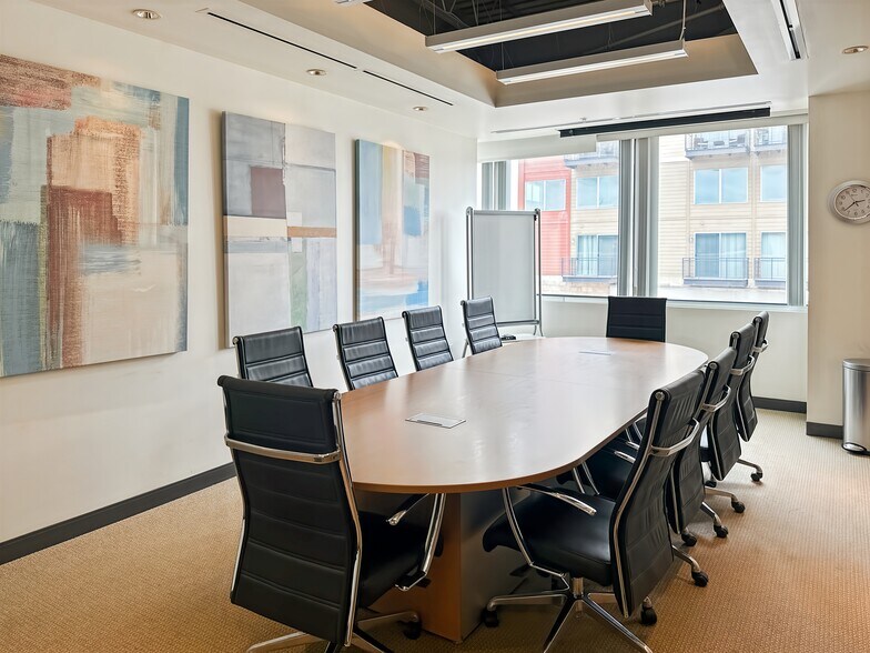 More Photos Of 11200 Broadway St, Pearland Coworking Space