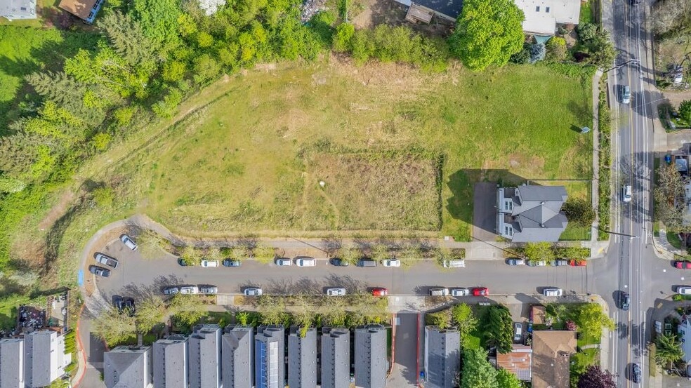 More Photos Of SE Steele St, Portland Land For Sale