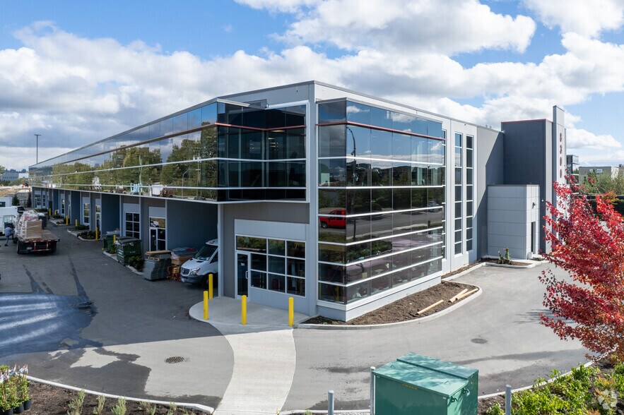 More Photos Of 8300 92 St, Delta Distribution For Sale