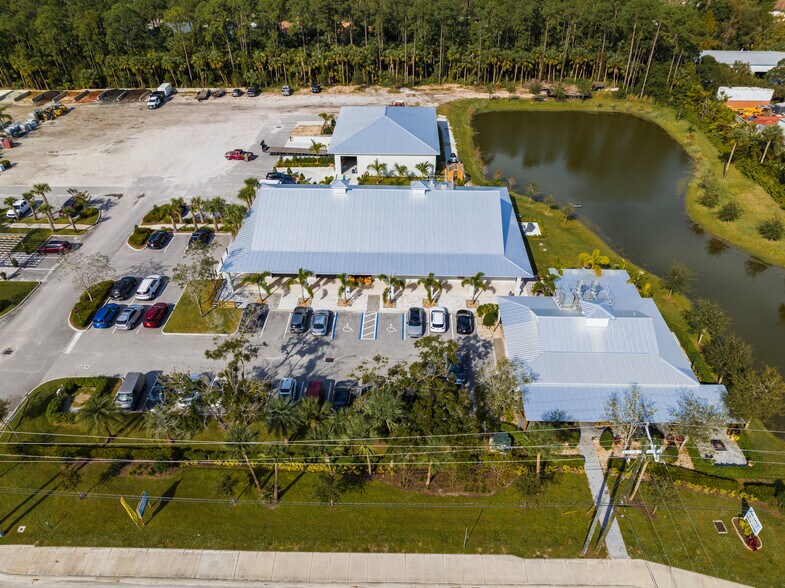 More Photos Of 3700 9th St SW, Vero Beach Restaurant For Sale