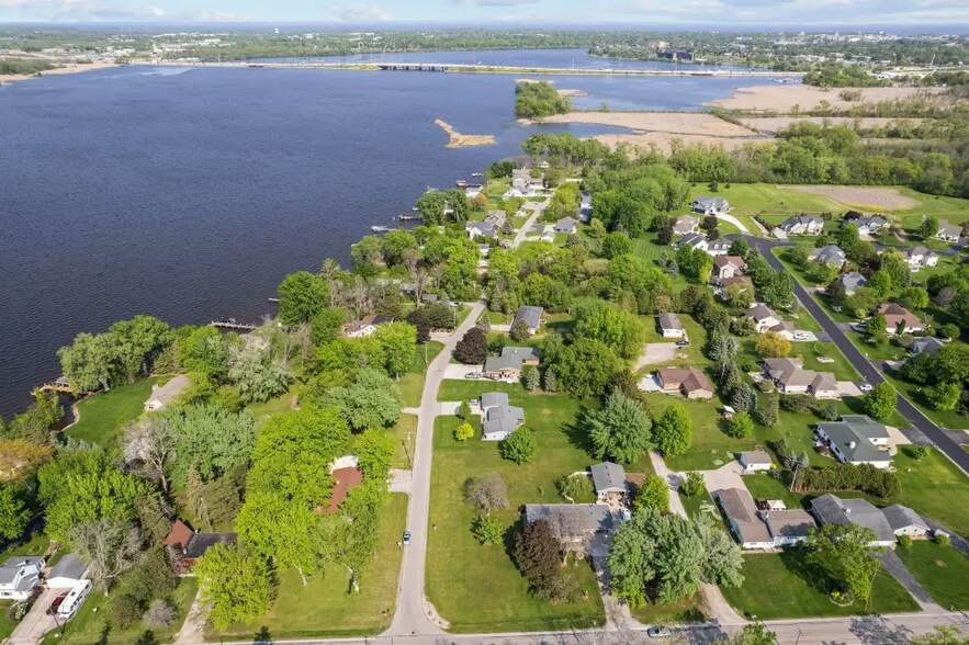 More Photos Of 2742 Shorehaven Ln, Oshkosh Land For Sale