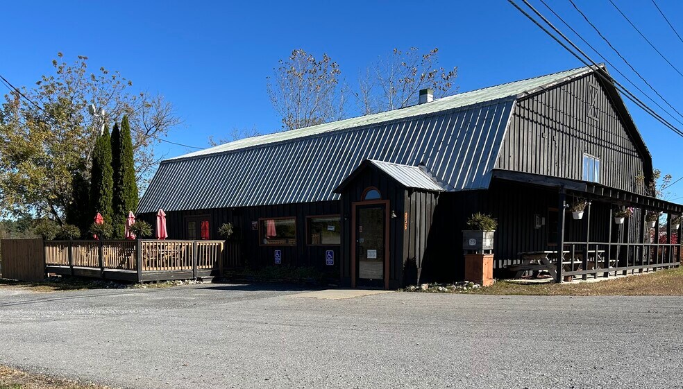 More Photos Of 836 State Highway 29, Broadalbin Restaurant For Sale