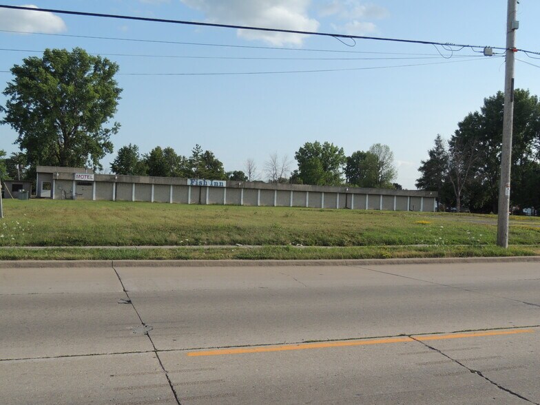 More Photos Of 1110 E Main St, Omro Land For Sale