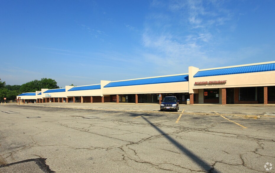 More Photos Of 25801-25991 Euclid Ave, Euclid Unknown For Lease