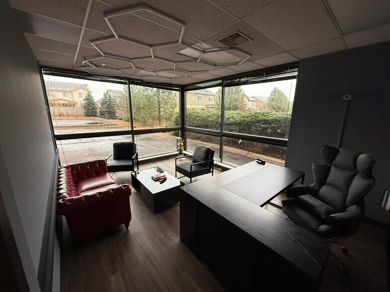More Photos Of 9145 E Kenyon Ave, Denver Office For Lease