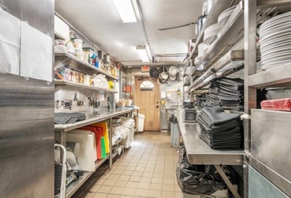 More Photos Of 808 Canyon Rd, Santa Fe Restaurant For Sale