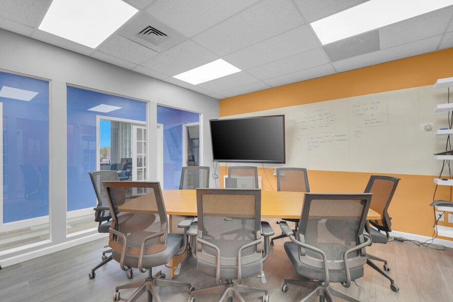 More Photos Of 2049 Silas Deane Hwy, Rocky Hill Medical For Lease