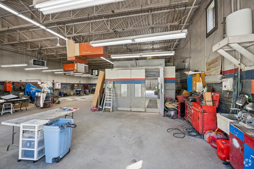 More Photos Of 61 Mathewson Dr, Weymouth Auto Repair For Sale