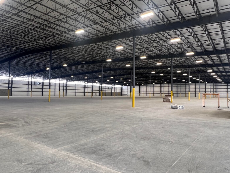 More Photos Of 1309 Production Ave., Bowling Green Distribution For Sale