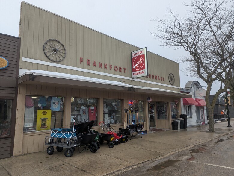 More Photos Of 310 Main St, Frankfort Storefront For Sale