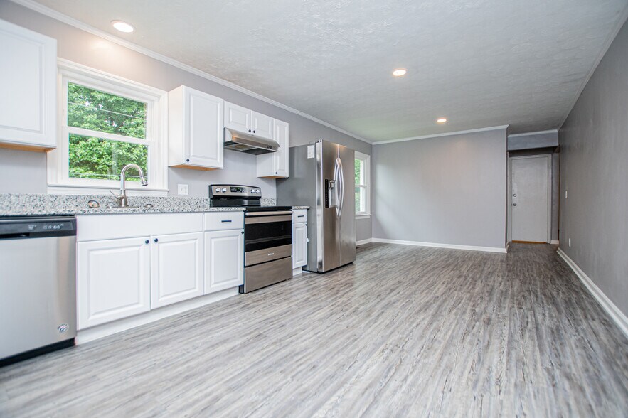 More Photos Of 2932 US-27, Buchanan Office For Sale