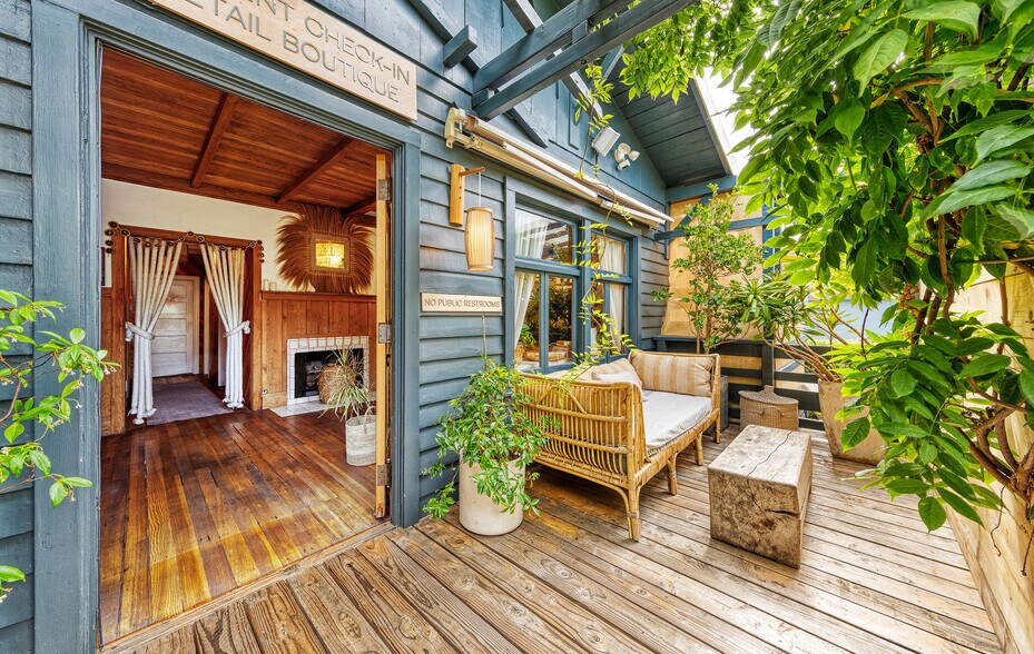 More Photos Of 1209 Abbot Kinney Blvd, Venice Office For Sale