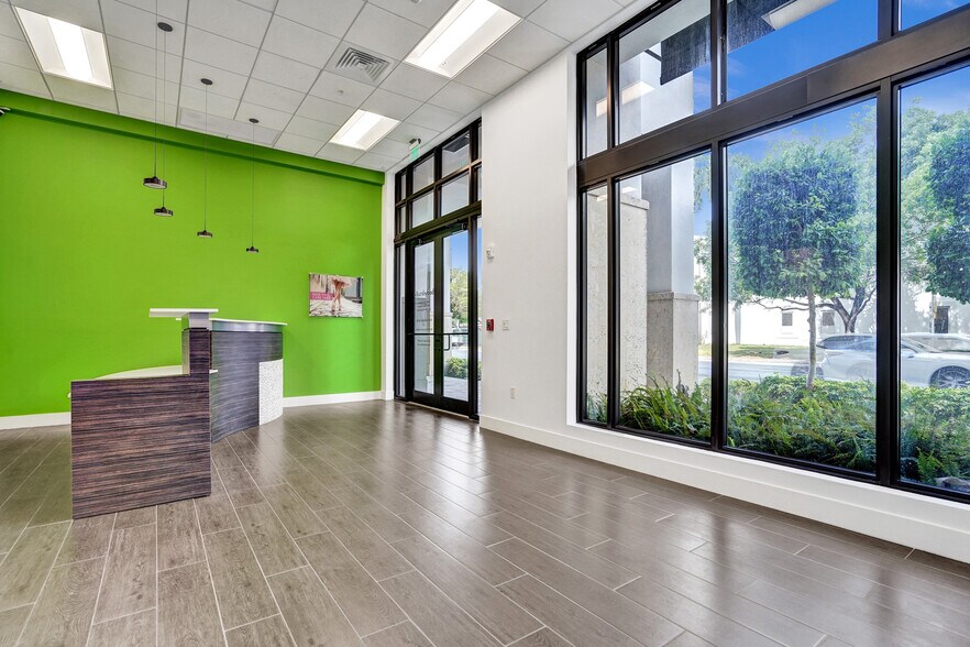 More Photos Of 301 Altara Ave, Coral Gables Apartments For Sale